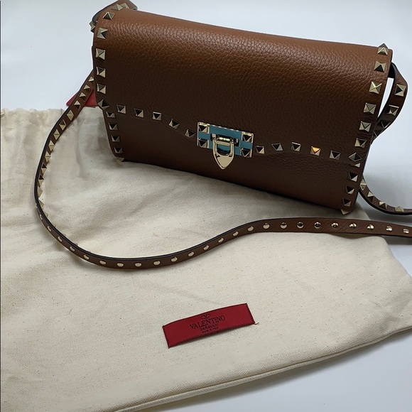 ❤️NWT VALENTINO SMALL ROCKSTUD CALFSKIN CROSSBODY BAG IN BROWN - Picture 12 of 15